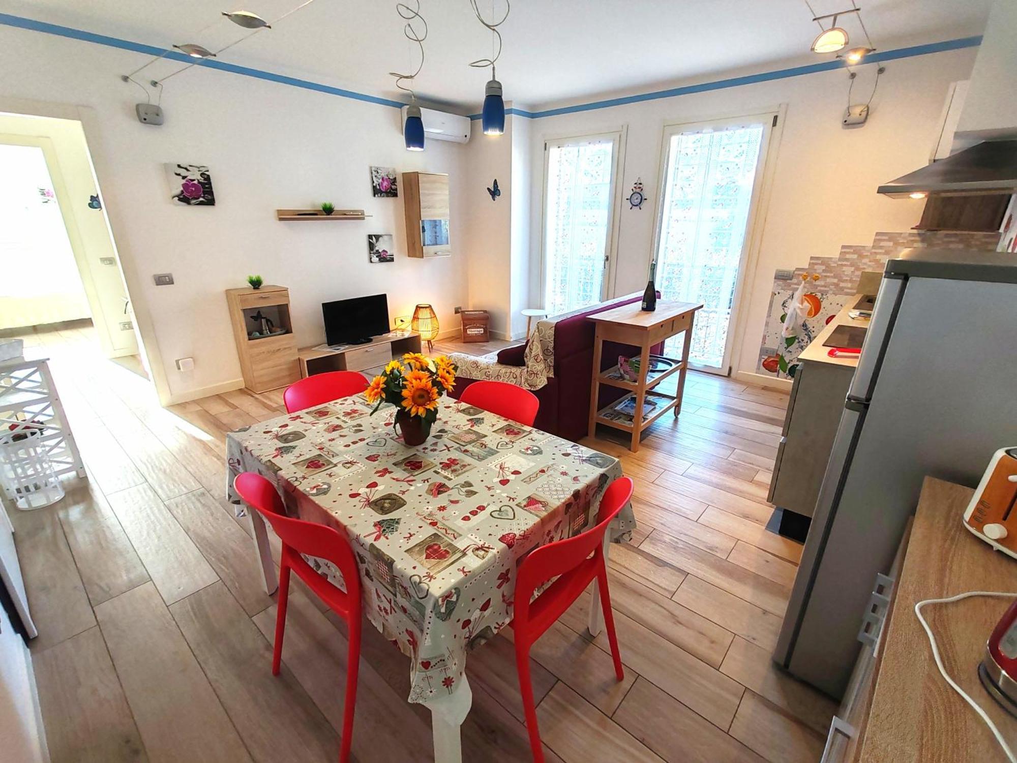 Butterfly Apt In Suna With Garage Verbania Exterior photo