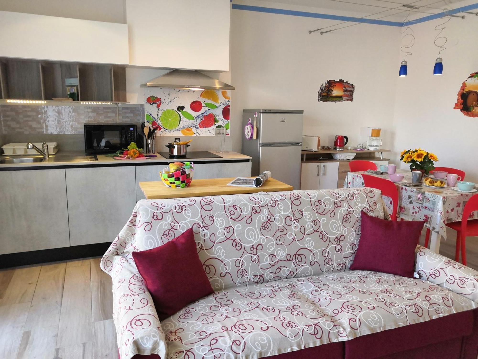 Butterfly Apt In Suna With Garage Verbania Exterior photo